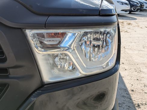 Used 2019 RAM 1500 Tradesman image 9