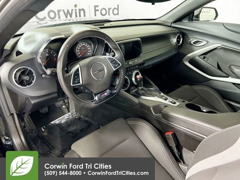 Used 2022 Chevrolet Camaro SS RWD image 3
