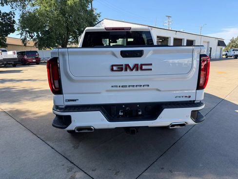 New 2026 GMC Sierra 1500 AT4 w/ AT4 Preferred Package AWD/4WD image 30