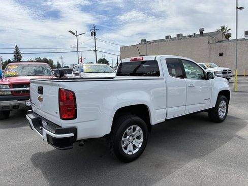 Used 2018 Chevrolet Colorado LT w/ Safety Package image 2
