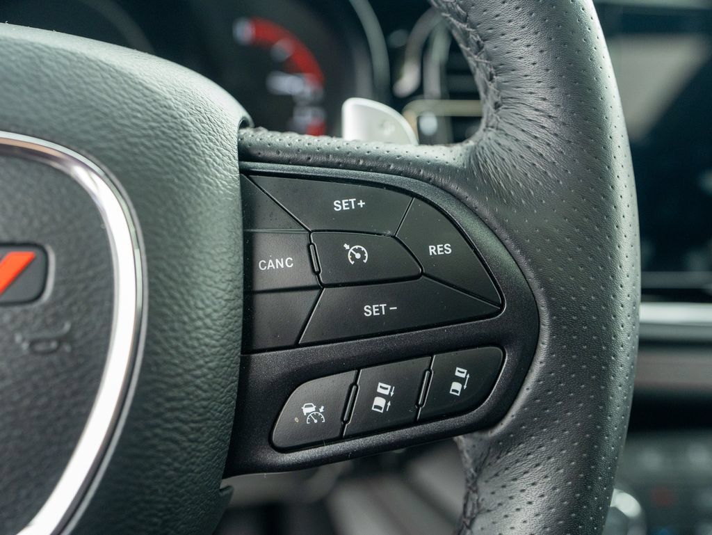 Used 2025 Dodge Durango R/T AWD/4WD image 34