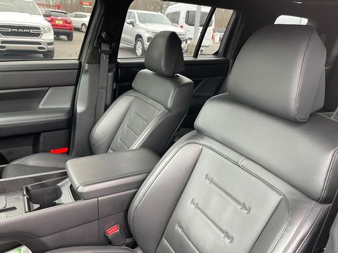 Used 2024 Hyundai Santa Fe Calligraphy image 14