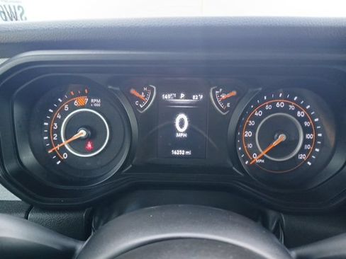 Used 2025 Jeep Wrangler Unlimited Sport AWD/4WD image 22