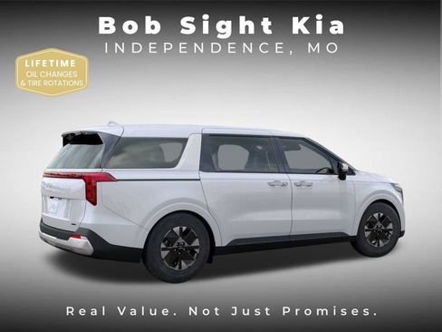New 2026 Kia Carnival LXS image 6