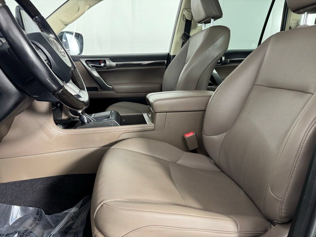 Used 2023 Lexus GX 460 Premium AWD/4WD image 11