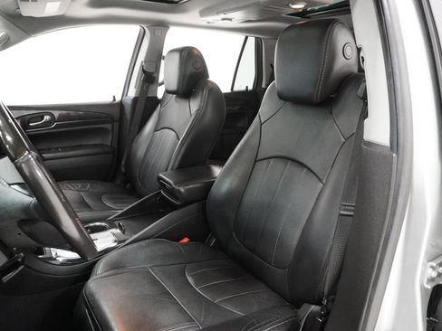 Used 2016 Buick Enclave Leather image 10