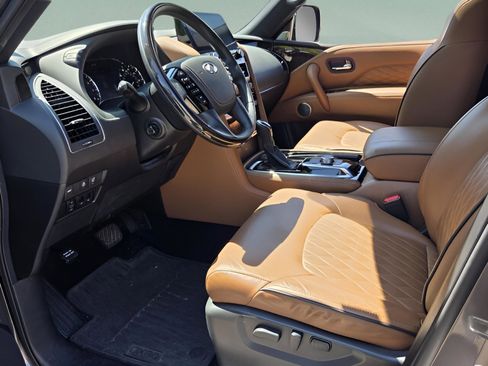 Used 2024 INFINITI QX80 Sensory RWD image 13