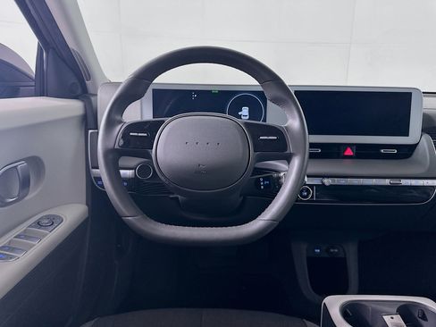 Used 2024 Hyundai Ioniq 5 SEL image 17