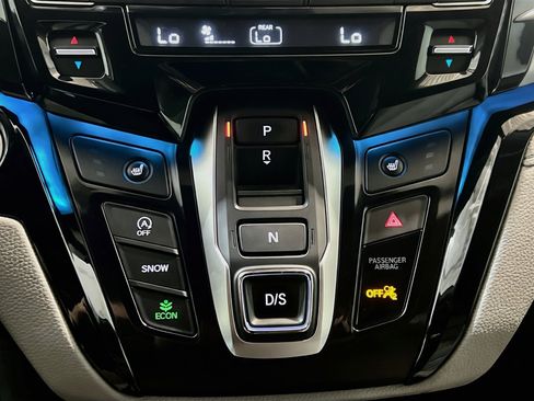 Used 2022 Honda Odyssey Touring image 13