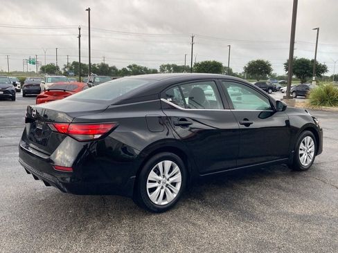 Used 2025 Nissan Sentra S FWD image 5