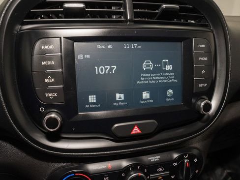 Used 2020 Kia Soul S image 11