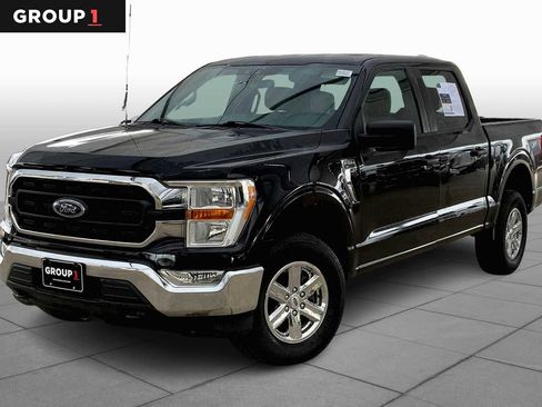 Used 2021 Ford F150 XLT image 1