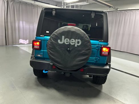Used 2024 Jeep Wrangler Unlimited AWD/4WD image 6