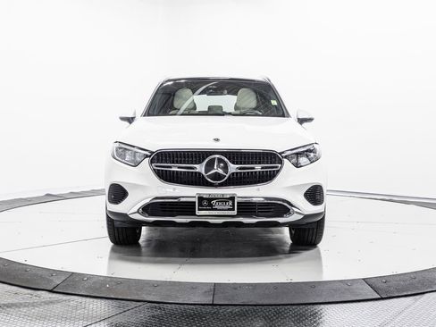Certified 2026 Mercedes-Benz GLC 300 GLC 300 image 2