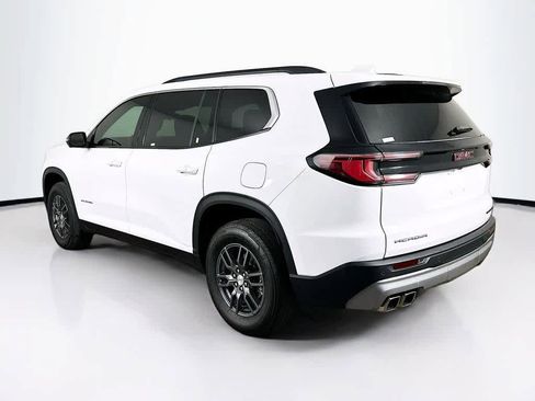 Used 2025 GMC Acadia Elevation image 4
