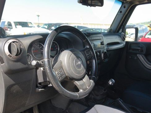 Used 2013 Jeep Wrangler Unlimited Sport w/ PWR Convenience Group AWD/4WD image 14