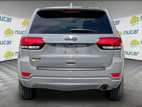 Used 2021 Jeep Grand Cherokee Laredo X AWD/4WD image 5