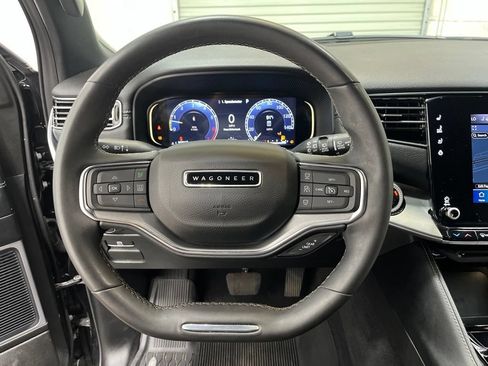 Used 2024 Jeep Wagoneer Series II w/ Convenience Group I AWD/4WD image 20