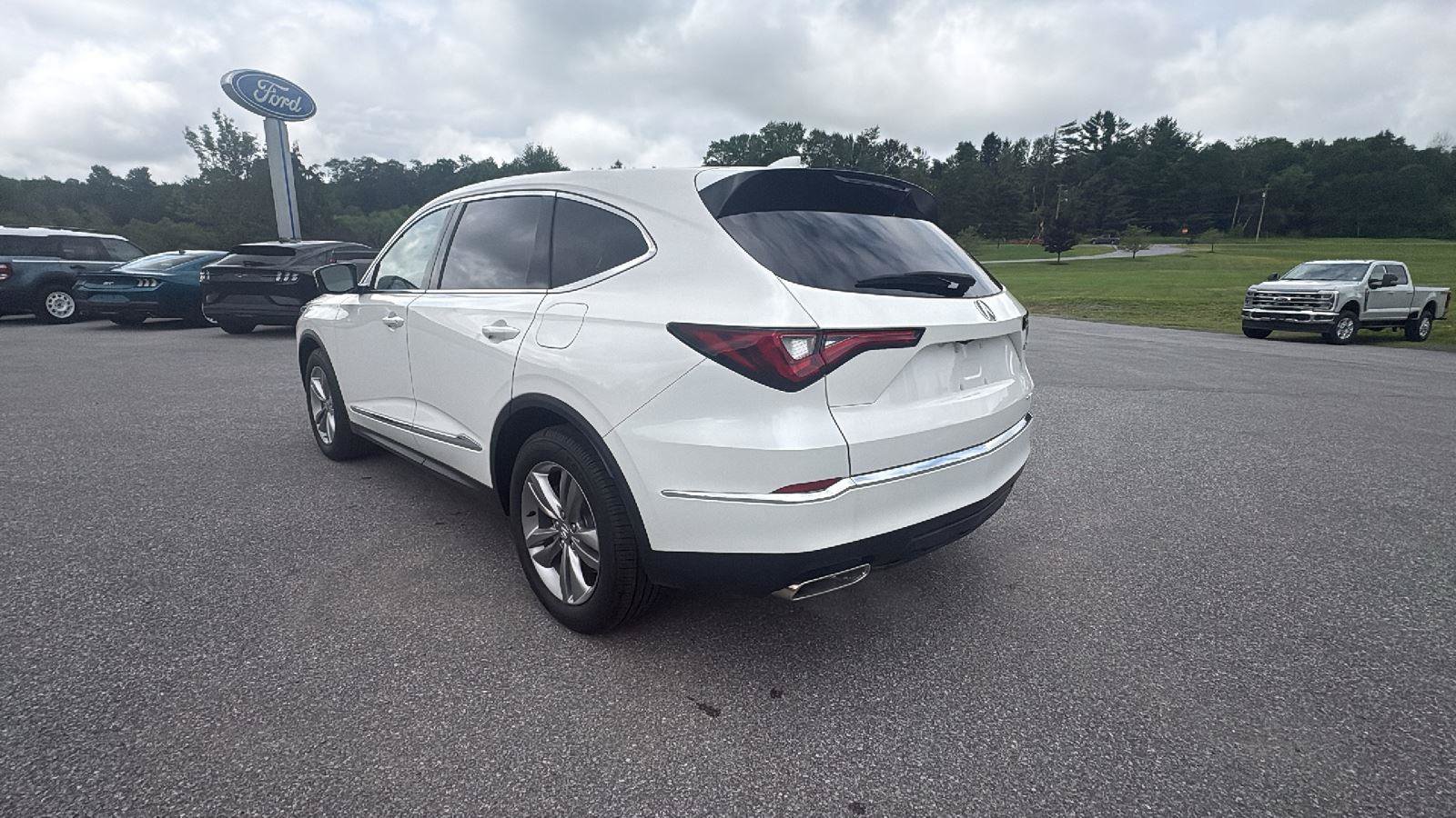 Used 2023 Acura MDX SH-AWD image 6