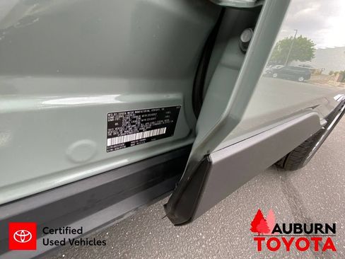 Certified 2021 Toyota RAV4 XLE w/ Convenience Package AWD/4WD image 34