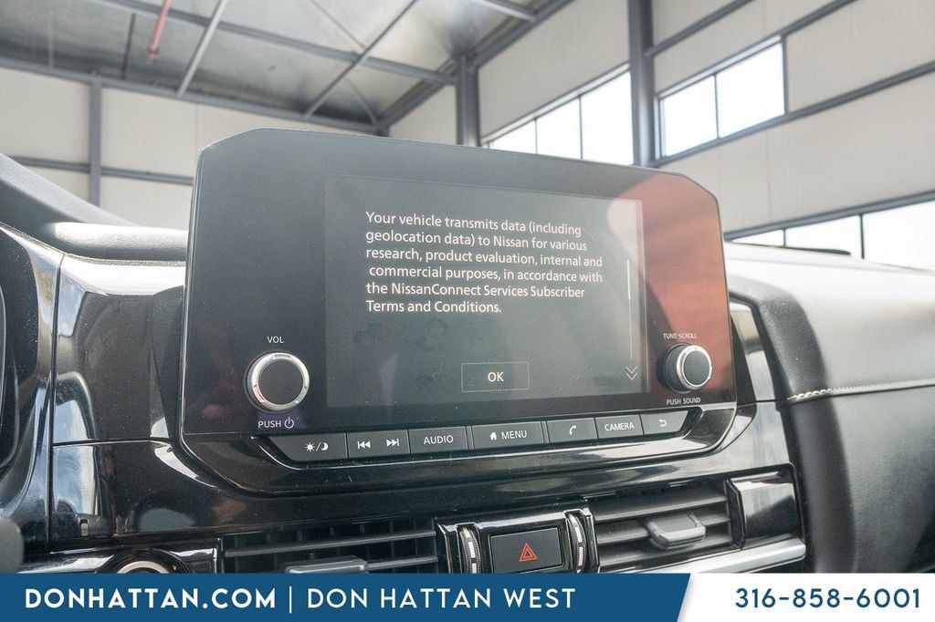 Used 2022 Nissan Pathfinder SV FWD image 7