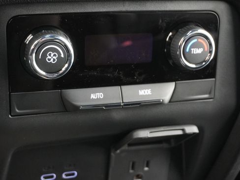 New 2026 Chevrolet Traverse Z71 w/ Enhanced Driving Package image 41