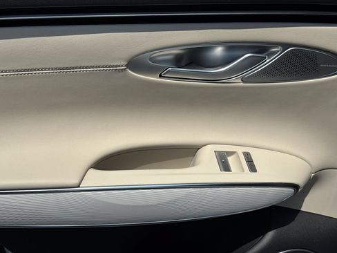 New 2026 Genesis GV70 2.5T Advanced AWD/4WD image 22