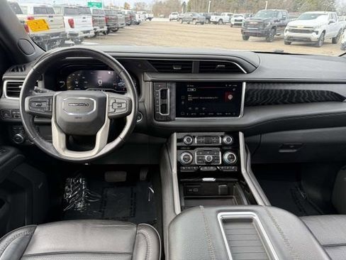 Certified 2022 GMC Yukon XL Denali image 18