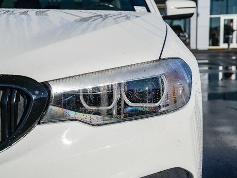 Used 2018 BMW 530e w/ M Sport Package 2 image 8