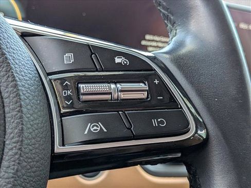 Used 2024 Kia Seltos EX FWD image 14