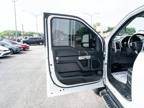 Used 2020 Ford F250 Lariat w/ Lariat Ultimate Package AWD/4WD image 11
