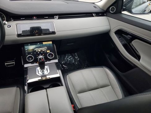 Used 2022 Land Rover Range Rover Evoque R-Dynamic S AWD/4WD image 18