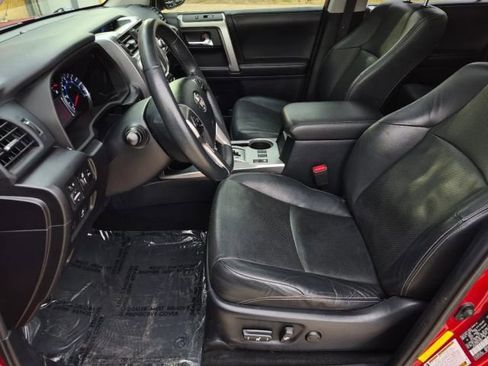 Used 2016 Toyota 4Runner Limited image 17