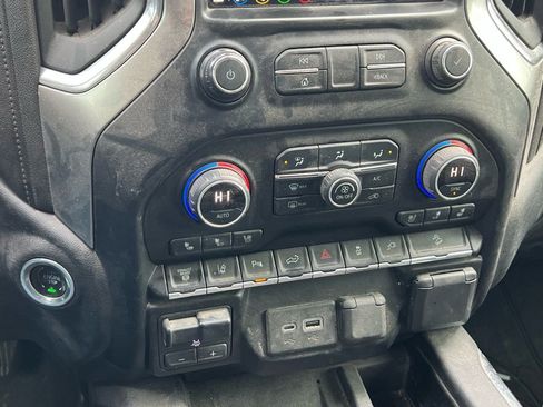 Used 2020 Chevrolet Silverado 3500 LTZ w/ LTZ Premium Package image 21