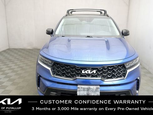 Certified 2022 Kia Sorento SX image 2