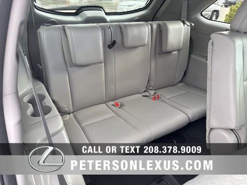 Used 2017 Toyota Highlander AWD V6 image 18