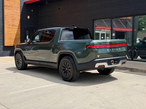 Used 2023 Rivian R1T Adventure AWD/4WD image 15