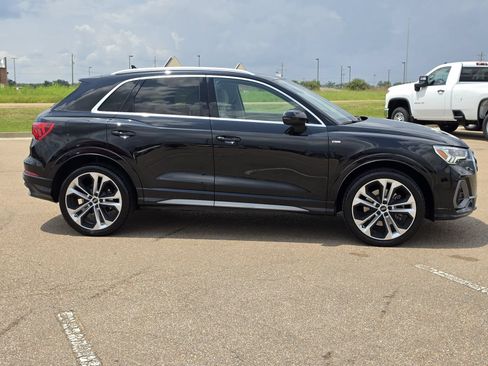 Used 2020 Audi Q3 2.0T Premium Plus AWD/4WD image 6