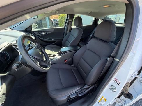 Used 2024 Chevrolet Malibu LS image 9