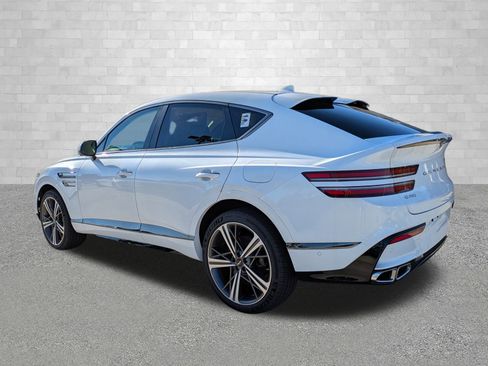 Used 2025 Genesis GV80 3.5T e-SC AWD/4WD image 4