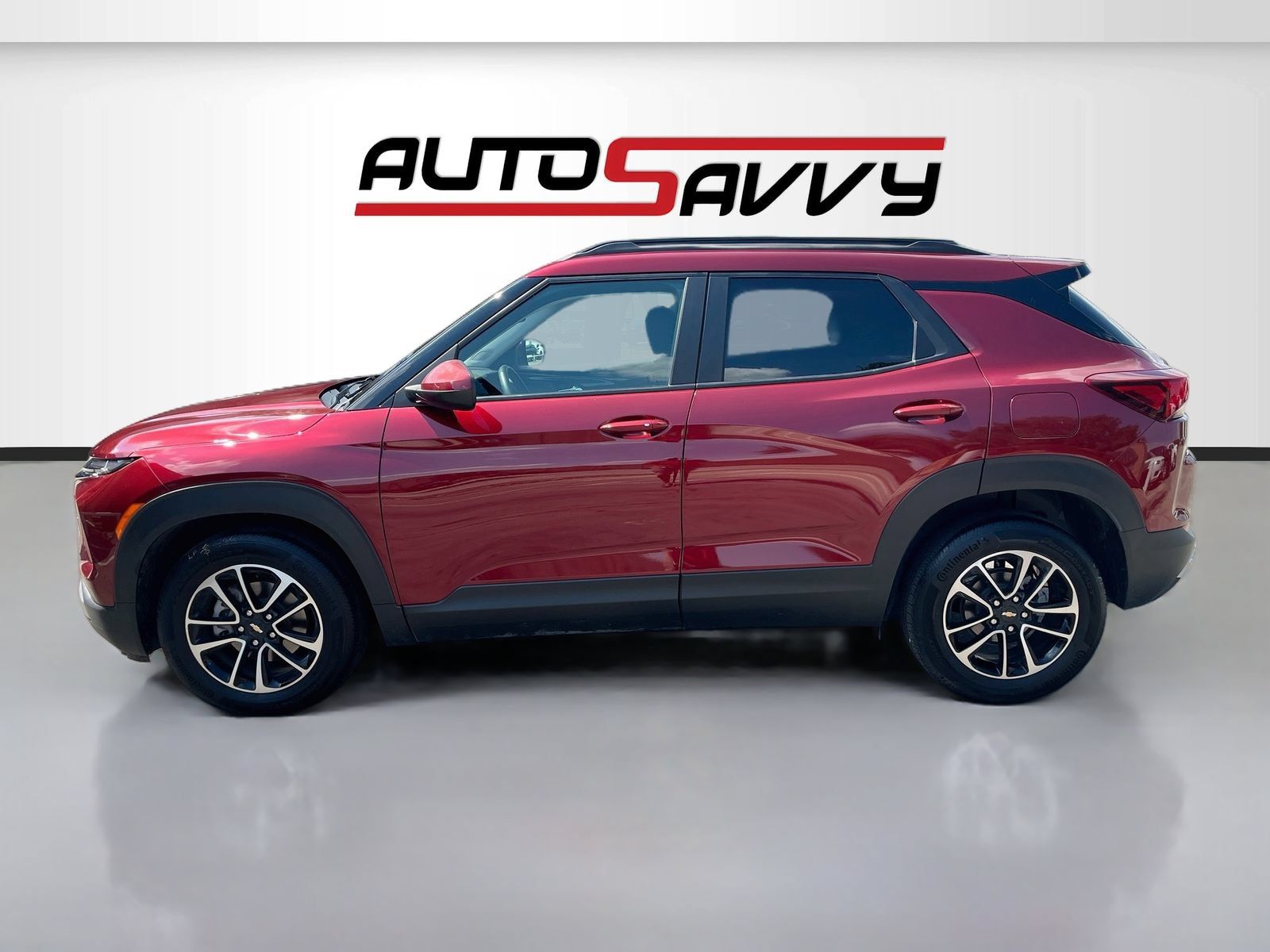 Used 2024 Chevrolet TrailBlazer LT w/ Convenience Package FWD image 4