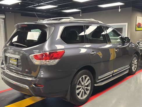 Used 2013 Nissan Pathfinder SL image 6