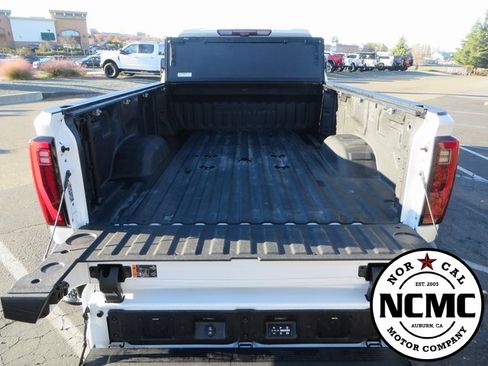 Used 2024 GMC Sierra 3500 Denali Ultimate image 20