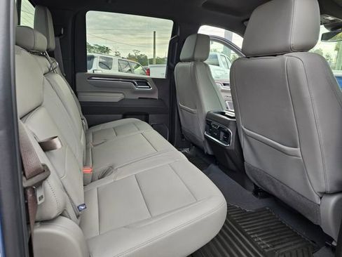 Used 2024 Chevrolet Silverado 2500 LTZ w/ LTZ Convenience Package AWD/4WD image 24