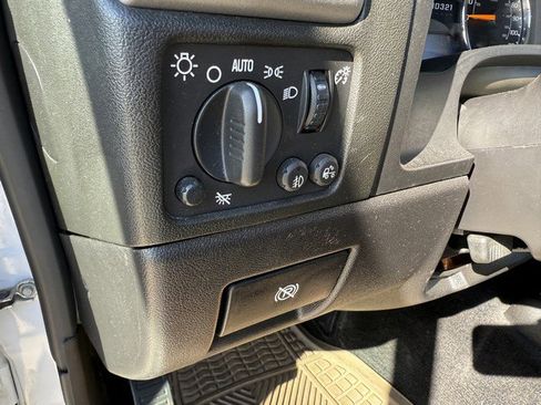 Used 2009 GMC Canyon SLE AWD/4WD image 17