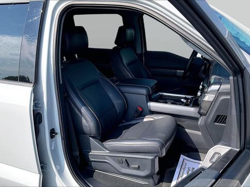 Certified 2025 Ford F250 Lariat w/ Lariat Ultimate Package AWD/4WD image 7