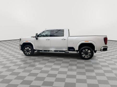 Certified 2024 GMC Sierra 3500 Denali w/ Technology Package image 45