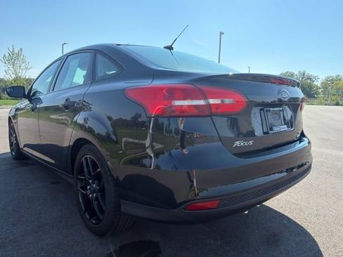 Used 2016 Ford Focus SE FWD image 11