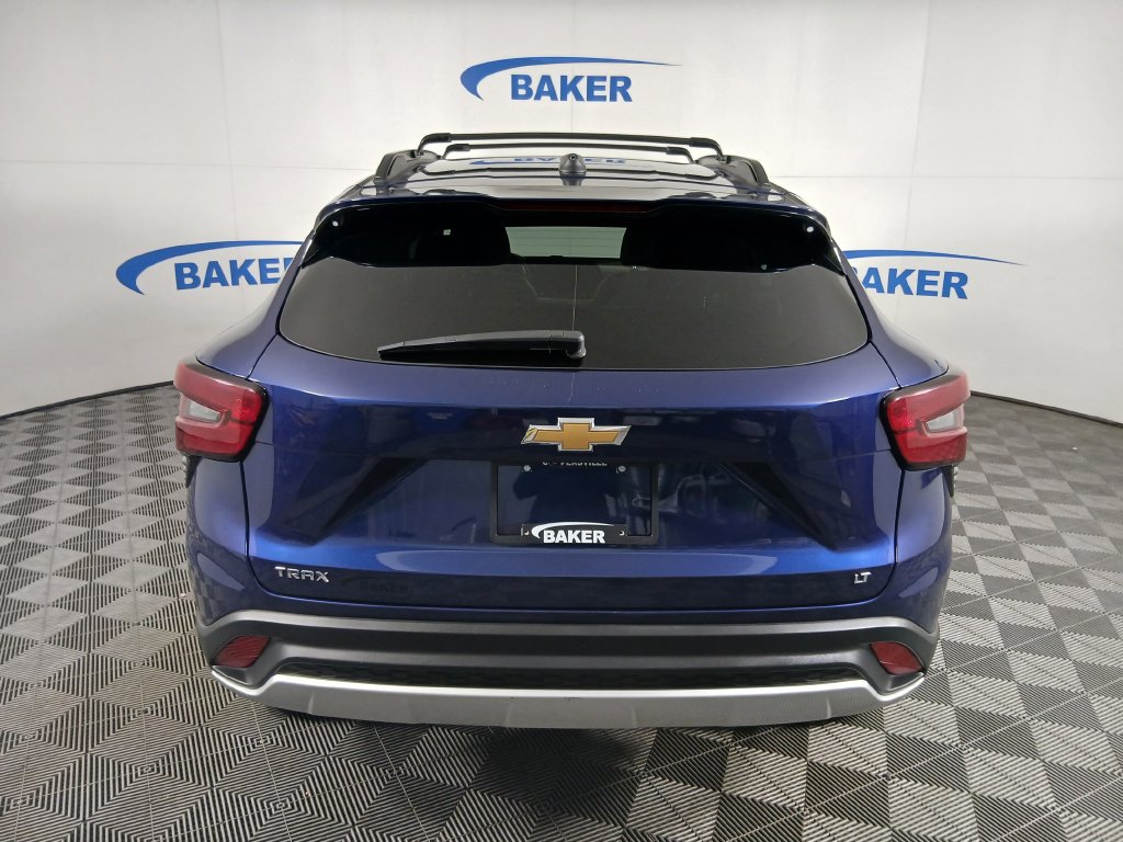 Certified 2024 Chevrolet Trax LT w/ Driver Confidence Package FWD image 5