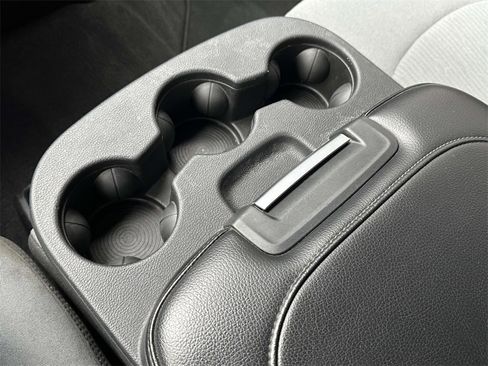 Used 2022 RAM 2500 Big Horn image 32